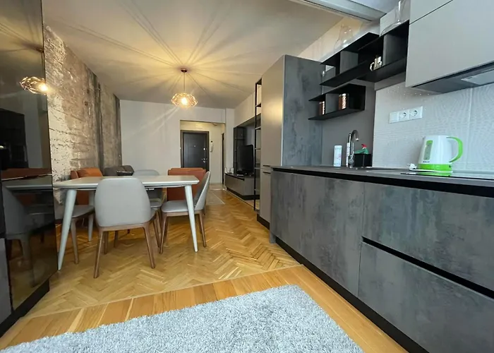 катедрала * 瓦爾納